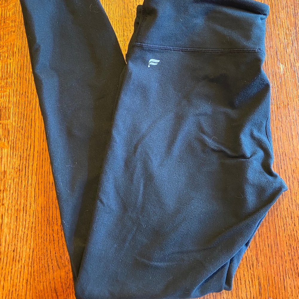 Black leggings